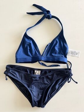Patagonia Women's navy blue bikini swim set Size Medium